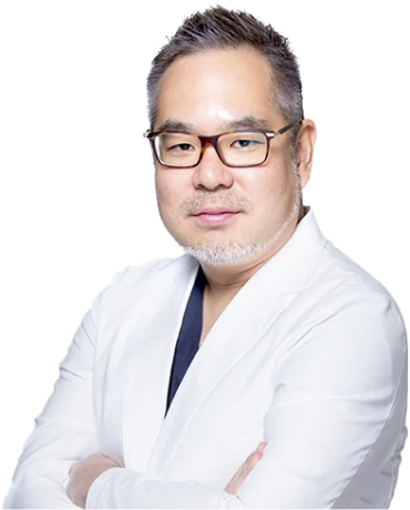 TCB東京中央美容外科 理事長 寺西宏王